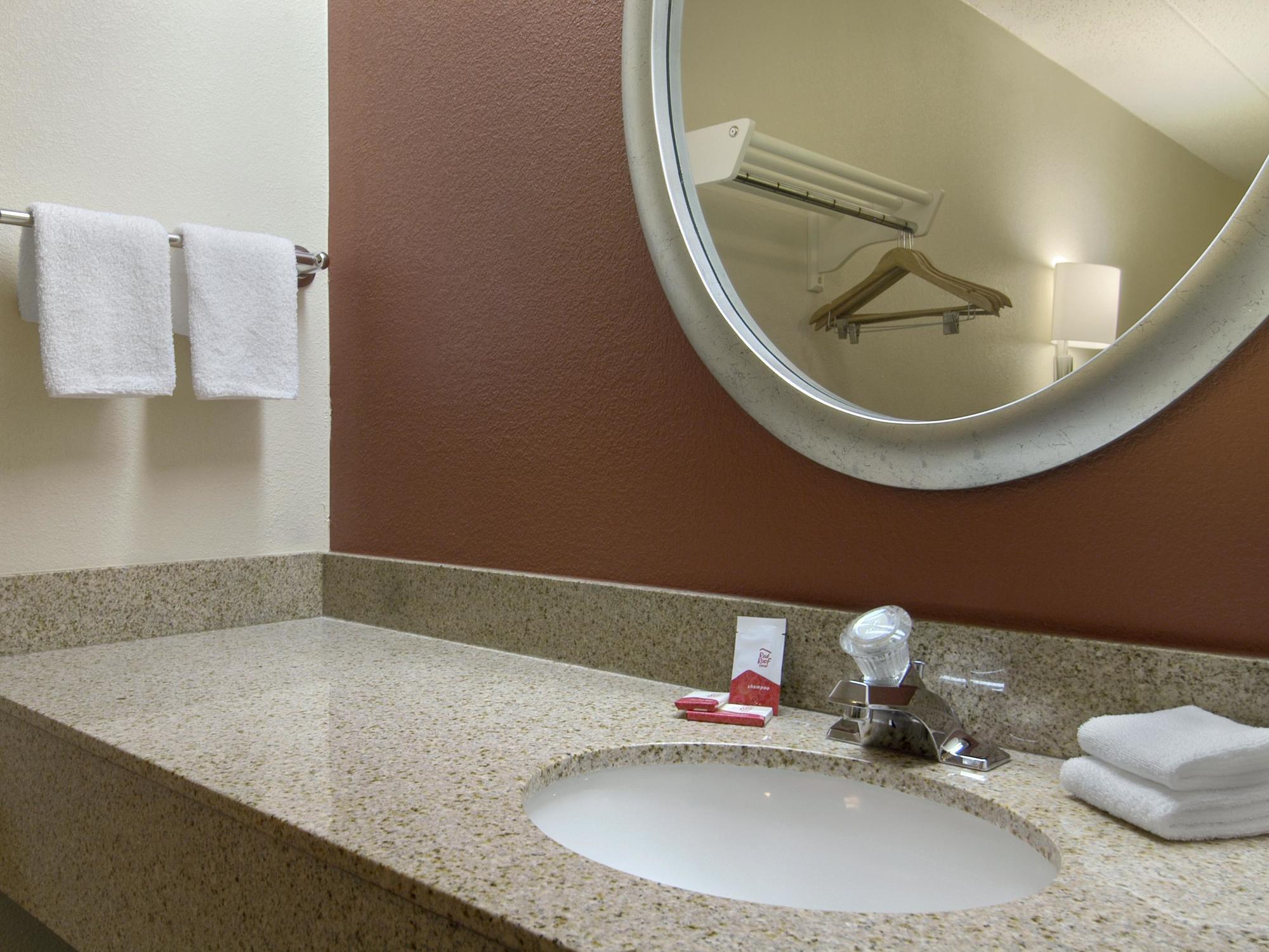 Red Roof Inn Detroit - Roseville St Clair Shores Quarto foto