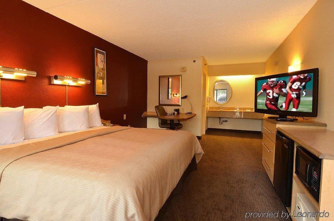 Red Roof Inn Detroit - Roseville St Clair Shores Exterior foto