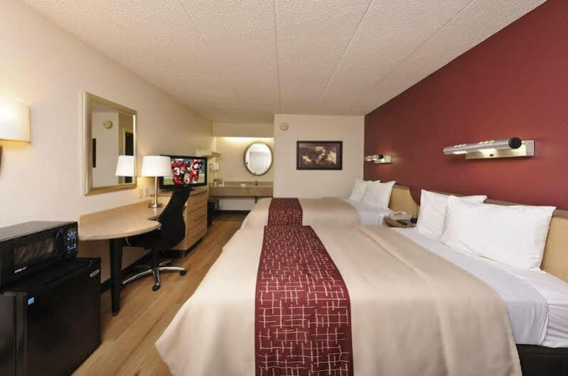 Red Roof Inn Detroit - Roseville St Clair Shores Exterior foto